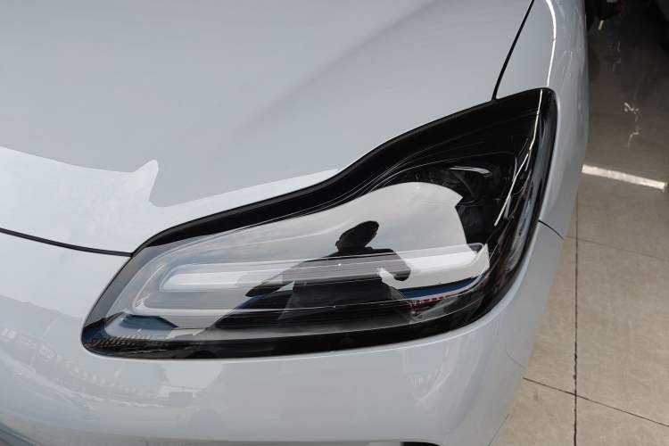 Used Wuling Bingo PLUS 2024 510 km Flagship Edition Four-Seater Version
