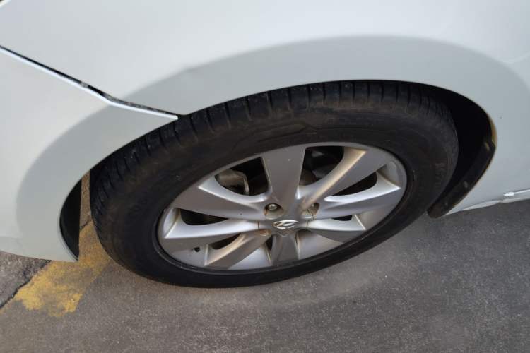 Used Hyundai Verna Ray 2014 1.6L Automatic TOP