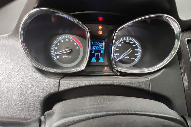 Used FAW Yingzhi G3 2014 1.5L Manual ZhiZun Edition