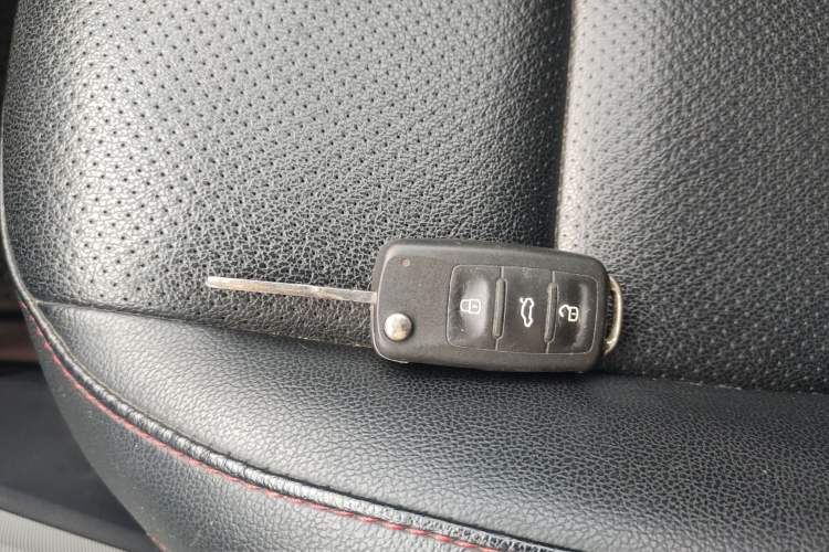 Used Skoda Fabia 2015 1.4L Automatic Front-Drive Model
