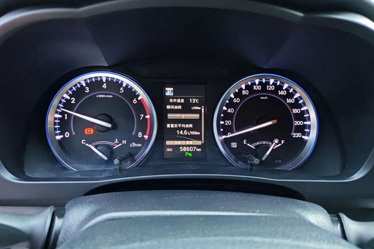 Used Toyota Highlander 2018 2.0T Four-Wheel Drive Luxury Version 7 Seats China VI Standard