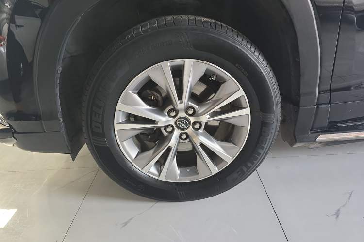 Used Toyota Highlander 2017 2.0T Four-Wheel Drive Elite Edition 7-Seater
