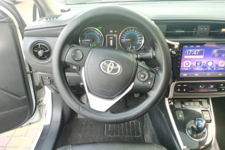 Used Toyota Levin 2017 Revised Dual-Engine 1.8H GS E-CVT Elite Sunroof Version China V Standard