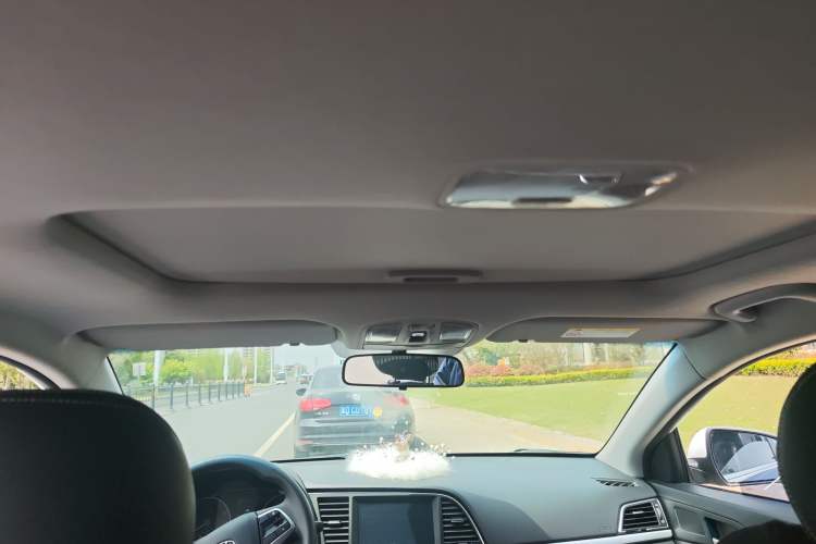 Used Hyundai Elantra (6th Generation / Lingdong) 2016 1.6L Automatic ZhiXuan – Elite Version Headliner