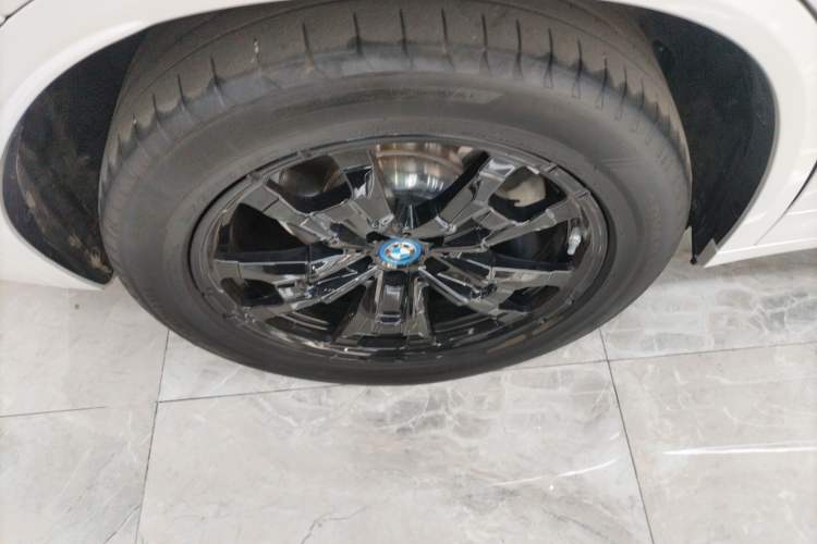 Used BMW iX3 2024 Leading Model