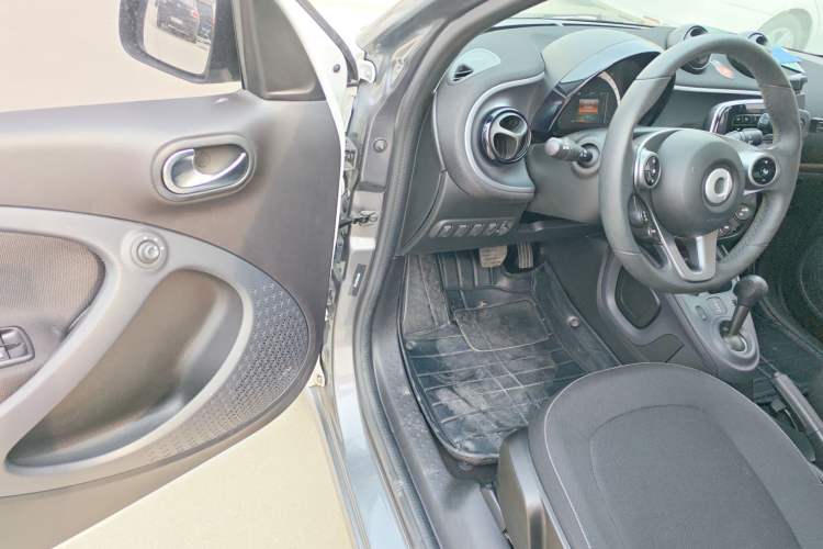 Used smart forfour 2018 1.0L 52kW Passion Edition
