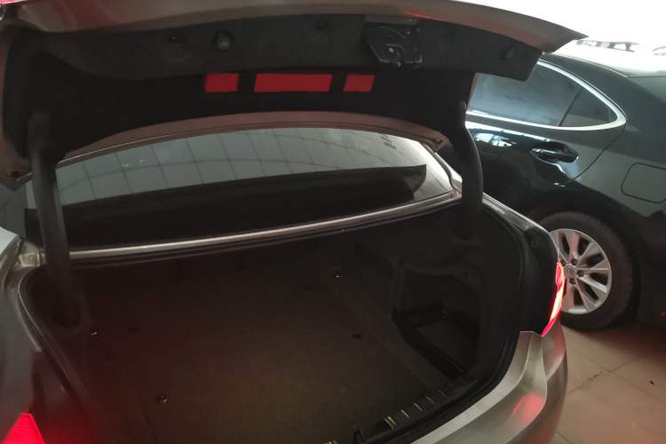 Used BMW 3 Series 2016 316Li Fashion Model