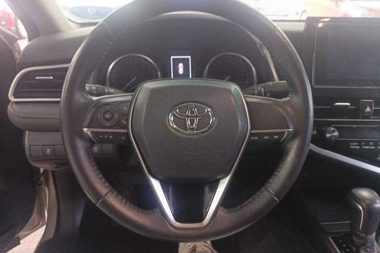 Used Toyota Camry 2023 2.0GVP Premier Edition Steering Wheel