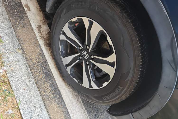 Used Honda CR-V 2017 240TURBO CVT Front-Wheel Drive Fashion Edition
