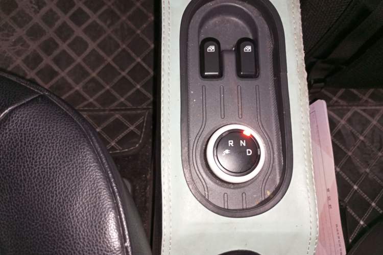 Used Wuling Hongguang MINIEV 2021 Macaron Fashion Model Lithium Iron Phosphate
