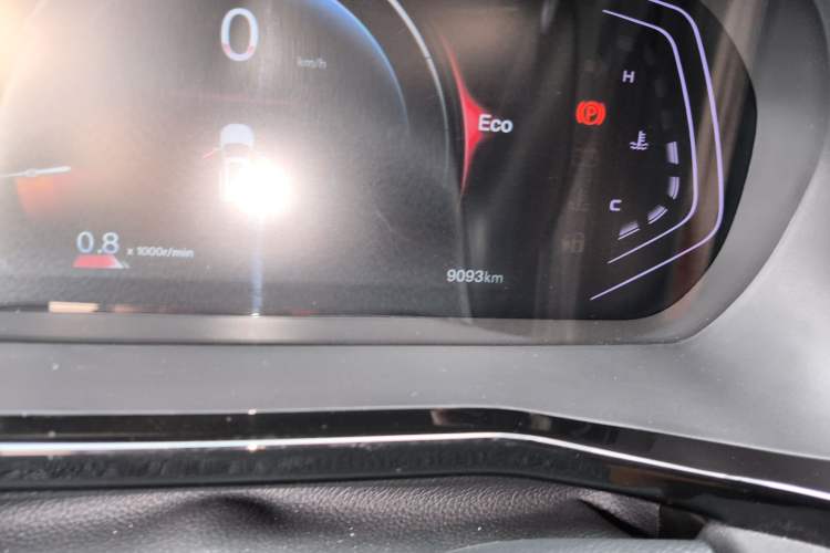 Used CHANGAN X7 PLUS 2024 1.5T Automatic Luxury Edition 5 Seats Odometer Close Up