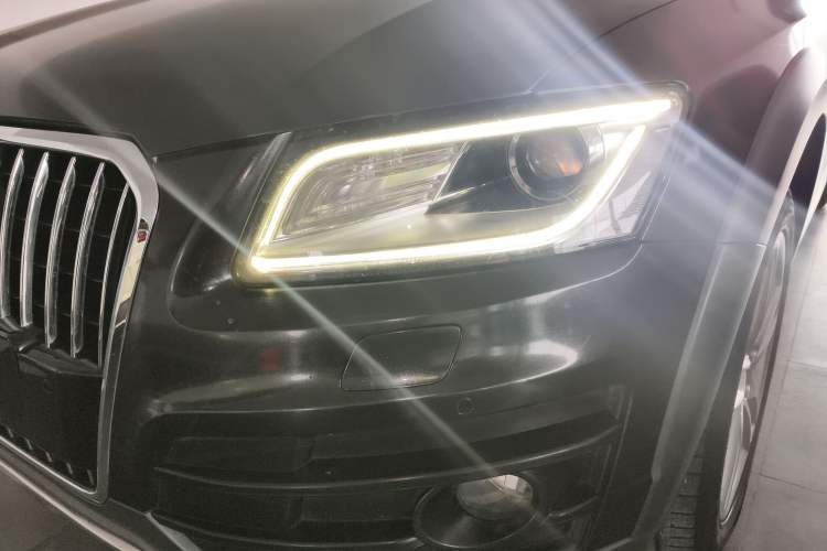 Used Audi Q5 2017 Plus 40 TFSI Technology Model
