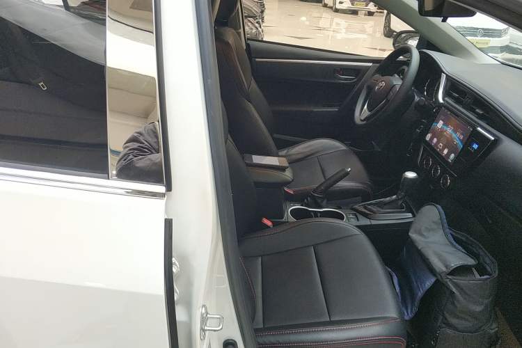 Used Toyota Levin 2017 Revised Version 185T CVT New Sharp Edition China V Standard
