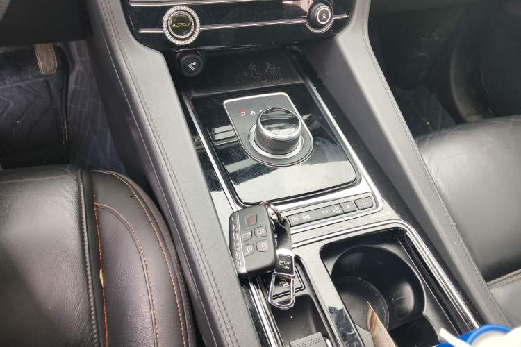 Used Jaguar F-PACE 2019 2.0T Four-Wheel Drive Urban Luxury Edition