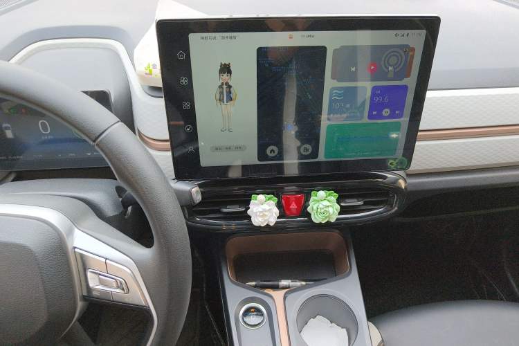 Used SOL E10X 2021 302 km Range Fashion Edition 31.4 kWh