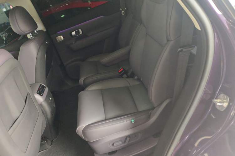 Used Leapmotor C16 2026 Extended-Range 280 LiDAR Zhizun Edition 6 Seats
