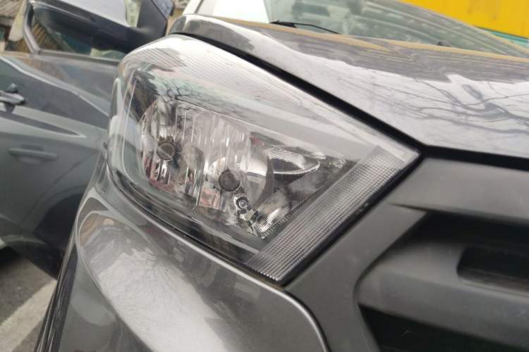 Used Jinbei Gold Hiace M Classic 2022 1.5L Engineering Lion Passenger Vehicle 5 Seats