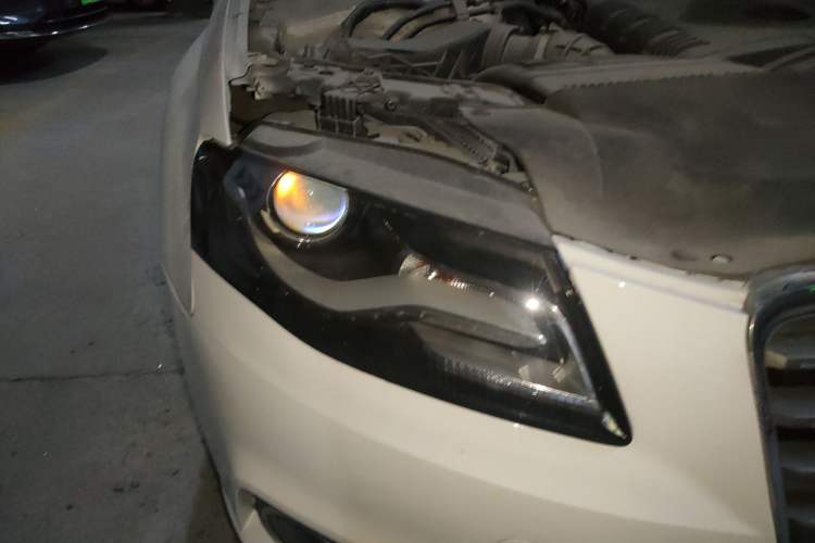 Used Audi A4L 2012 1.8 TFSI Automatic Comfort Model
