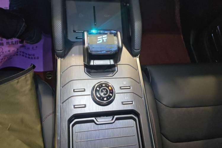 Used JETOUR Traveler 2023 2.0T All-Wheel Drive Conquer PRO
