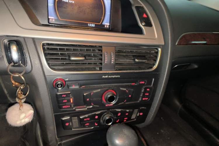 Used Audi A4L 2011 2.0 TFSI Comfort Model