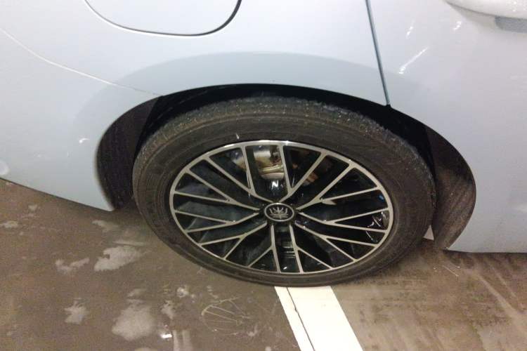 Used BYD Qin L 2024 DM-i 120KM Excellence Model
