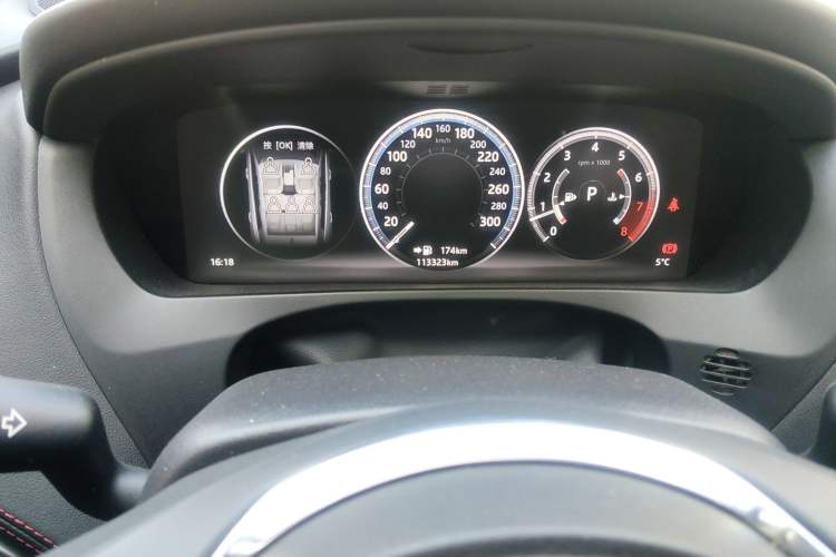 Used Jaguar F-PACE 2016 2.0T Two-Wheel-Drive R-Sport Sport Edition