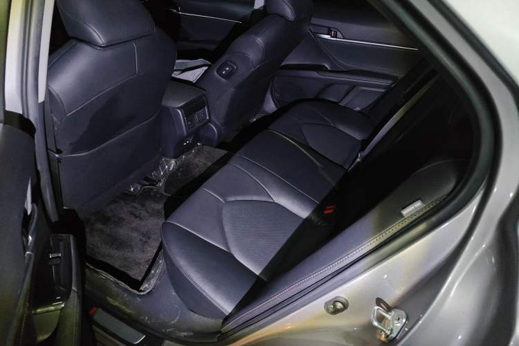 Used Toyota Camry 2021 2.5G Luxury Edition