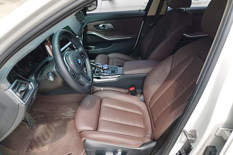Used BMW 3 Series 2021 Second Facelift 320Li M Sport Package Left Front Seat