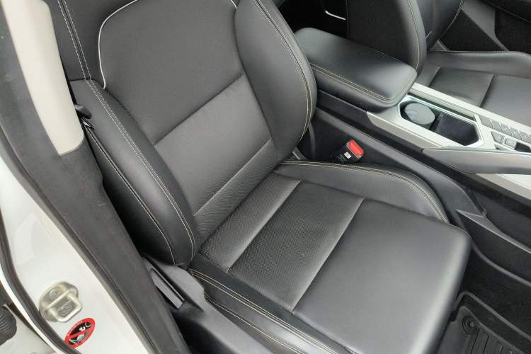 Used Geely Auto Coolray 2019 260T DCT Knight China VI Standard
