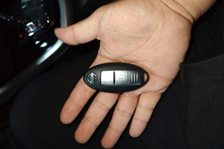 Used Nissan Terra 2020 2.5L XL Upper 4WD Automatic Four-Wheel Drive Luxury Edition Vehicle Key