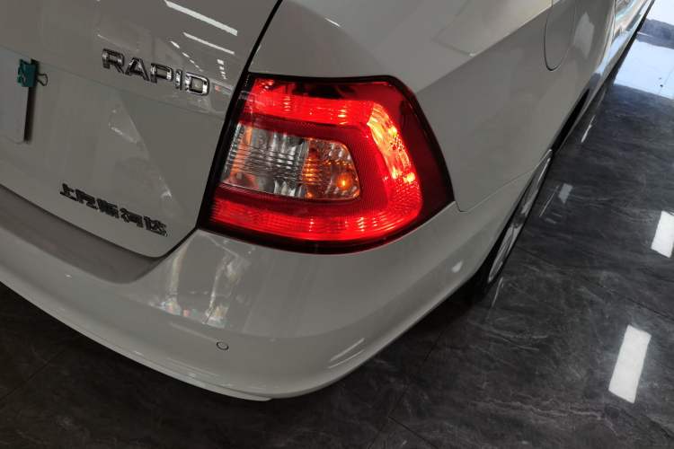 Used Skoda Rapid 2016 1.6L Manual Trend Edition
