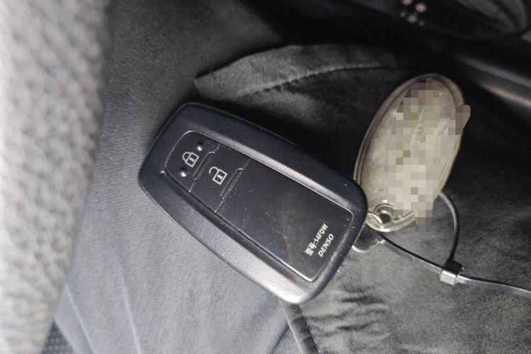 Used Toyota IZOA 2021 2.0L Enjoy Edition Vehicle Key