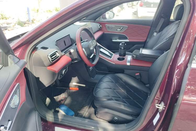 Used Chery Fulwin A9L 2025 Model, Four-Wheel Drive High-Energy Peak Edition Left Front Seat