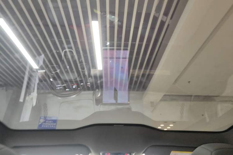 Used NETA S 2022 Extended-Range Version 1160 km Range Rear-Wheel-Drive Compact Edition