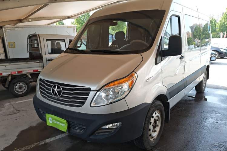 Used JAC Group Sunray 2022 2.0T Fuel-Efficient King PLUS Express Version Middle-Axis 7-Seater HFC4DB3-2E4