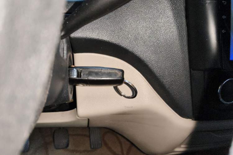 Used CHANGAN KAICHENG Ruixing M80 2019 1.5L Base Version 4-Seater Single-Steamed Air Conditioning China VI Standard Flat Roof with Lift-Up Rear Door DAM15KR