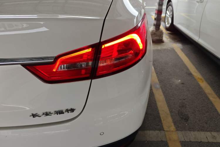 Used Ford Escort 2019 Revised Version 1.5L Automatic Enjoyment Type China VI Standard
