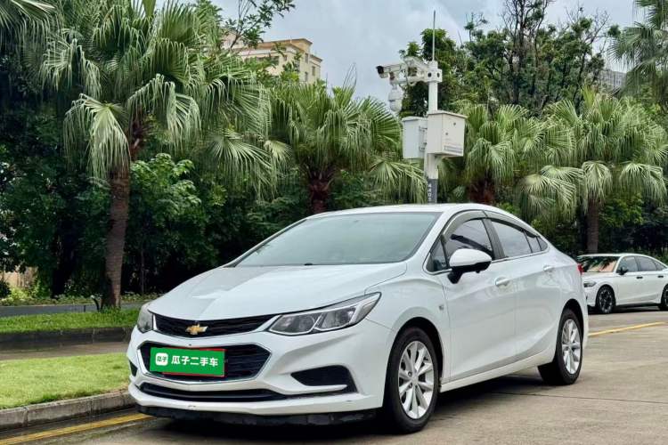Used Chevrolet Cruze 2017 1.5L Automatic Pioneer Sunroof Edition