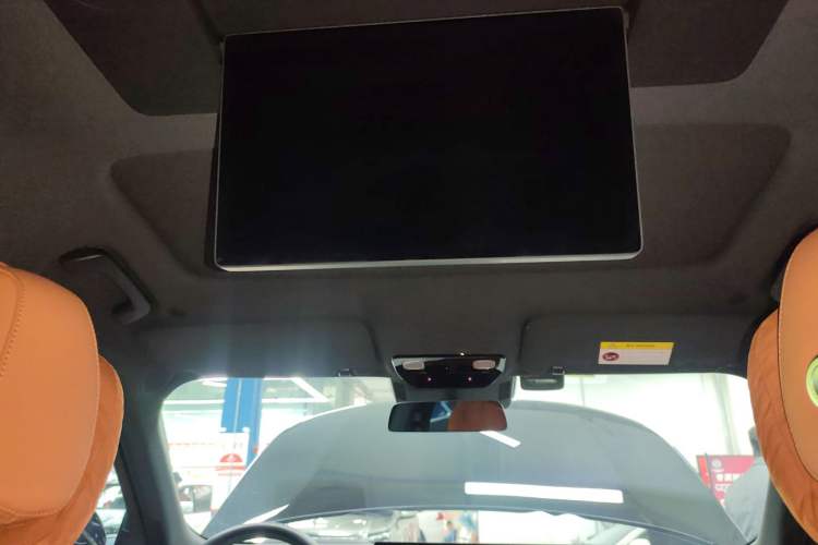 Used Li Auto L8 2023 Max model
