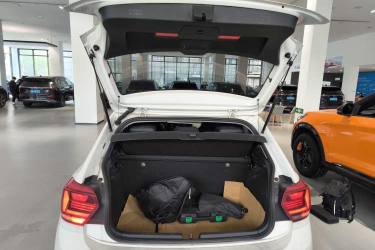 Used Volkswagen Polo 2019 Plus 1.5L Automatic Colorful Technology Edition Trunk