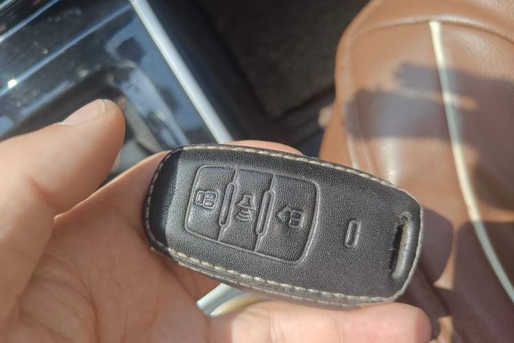 Used Haval H2 2017 Red-Label 1.5T Manual Two-Wheel-Drive Elite Model
