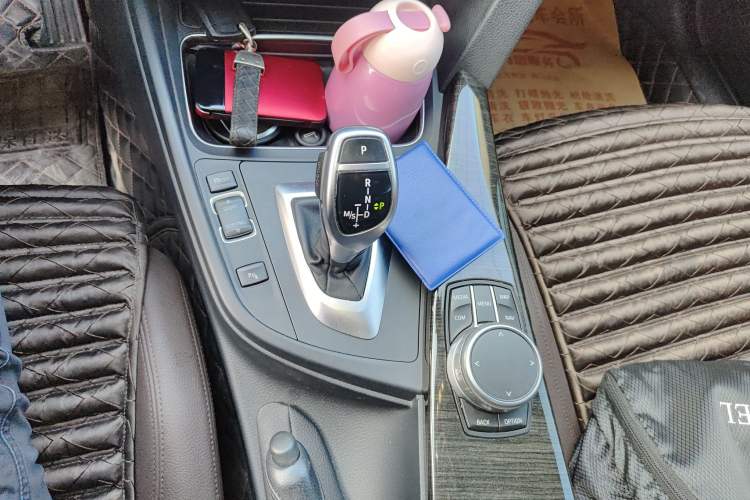 Used BMW 3 Series 2018 320Li Fashion Model Gear Lever