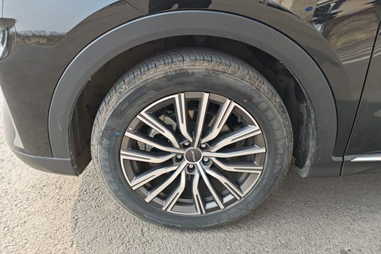 Used JETOUR X70 PLUS 2023 1.5T DCT Brave PLUS 5-Seater