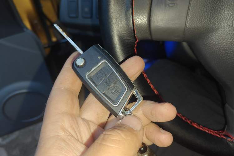 Used Suzuki Swift 2015 1.5L Manual Limited Edition