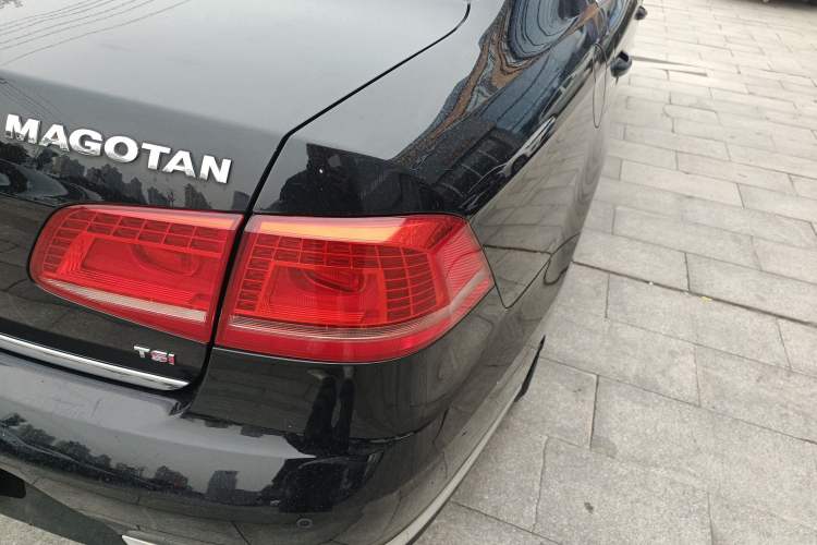 Used Volkswagen Magotan 2016 1.8TSI Smart Enjoyment Leading Model