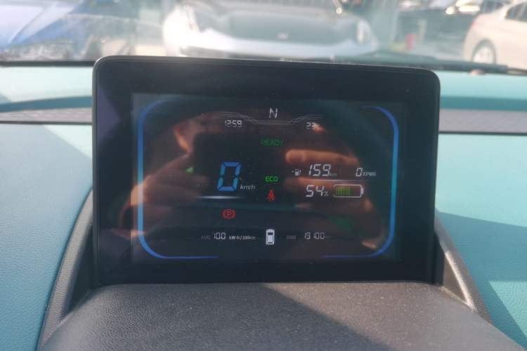 Used CHANGAN NEVO Lumin 2022 301km Honey-Sweet Version