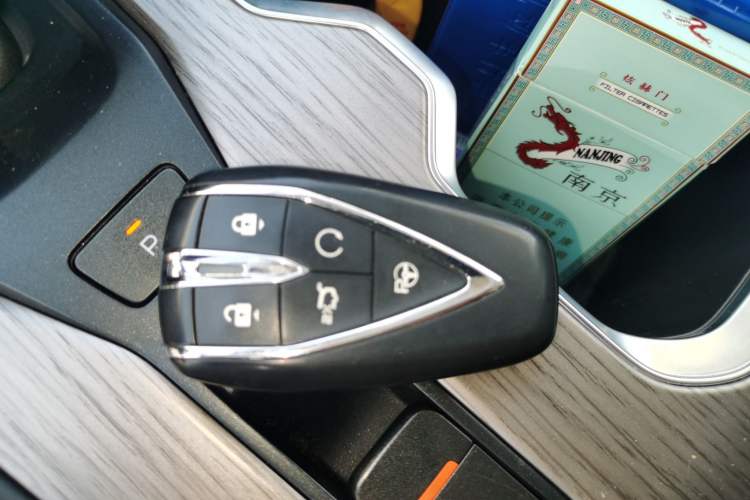 Used CHANGAN X7 PLUS 2024 1.5T Automatic Luxury 7-Seater

