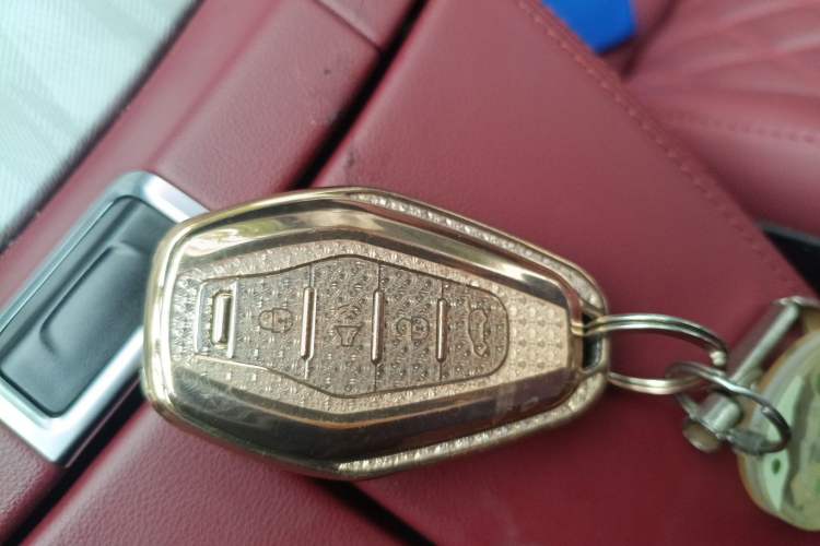 Used JETOUR X70 PLUS 2023 1.6T DCT Stronger 5-Seater