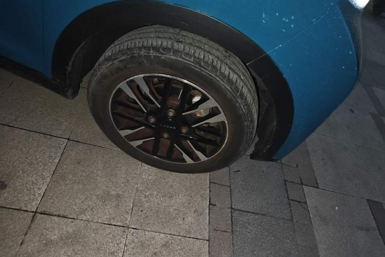 Used Chery QQ Little Ant 2022 Sweet Pink Edition Low-Sugar Version 30kW 301km Range
