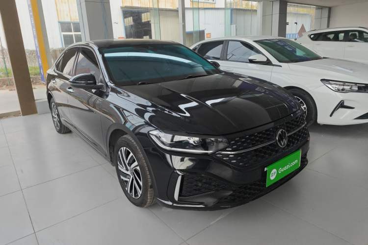 Used Volkswagen Lavida 2024 300TSI DSG Starry Sky Leading Edition Front Right 45 Deg